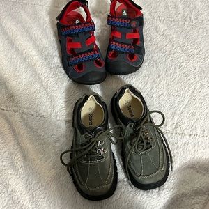 2 pairs of boys shoes